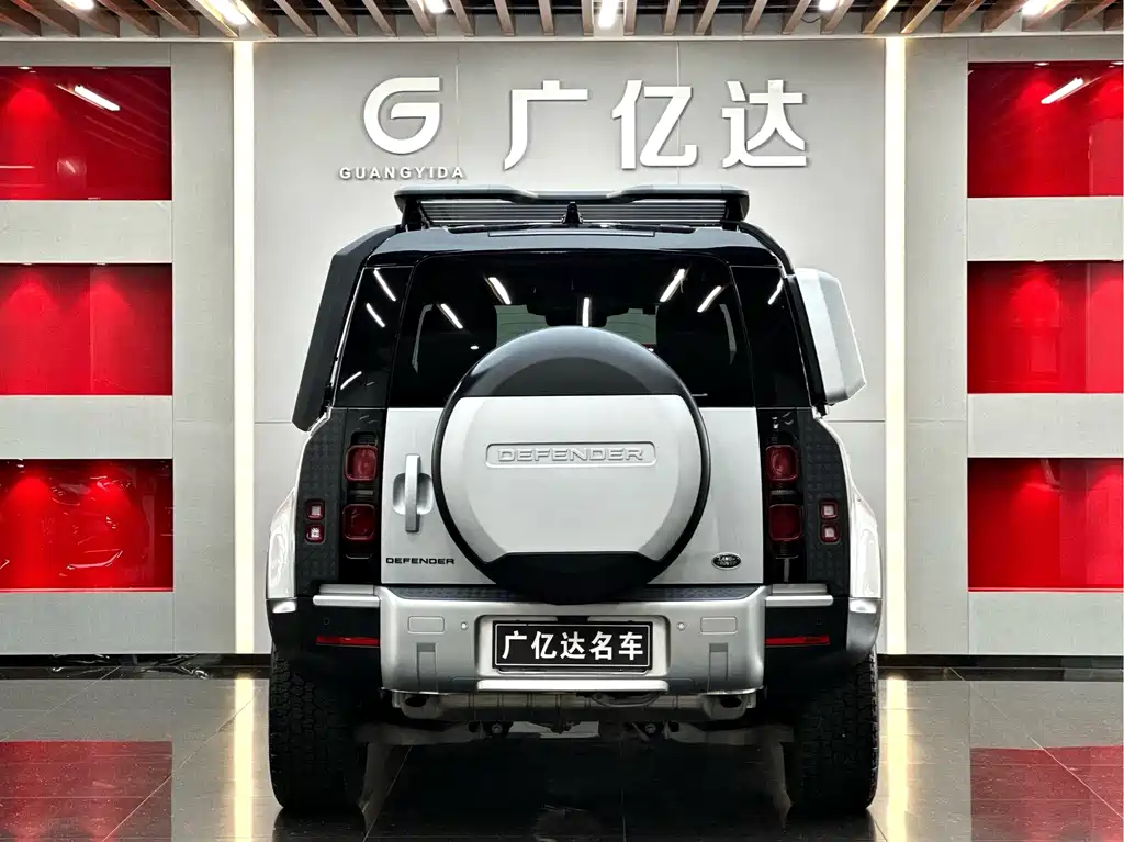 Land Rover Defender — миниатюра 29