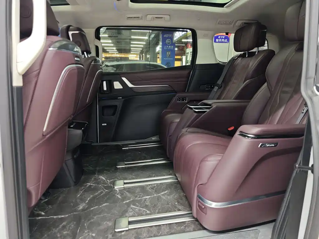 Buick Century 2023 2.0T мест
