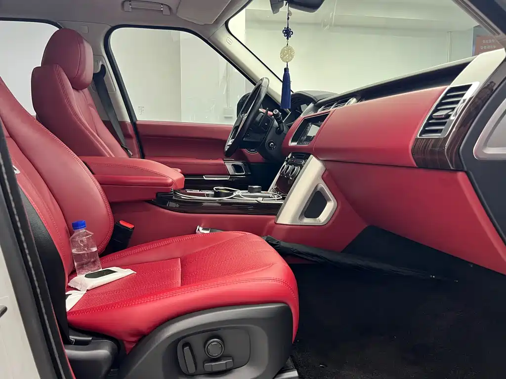 Land Rover Range Rover — миниатюра 23