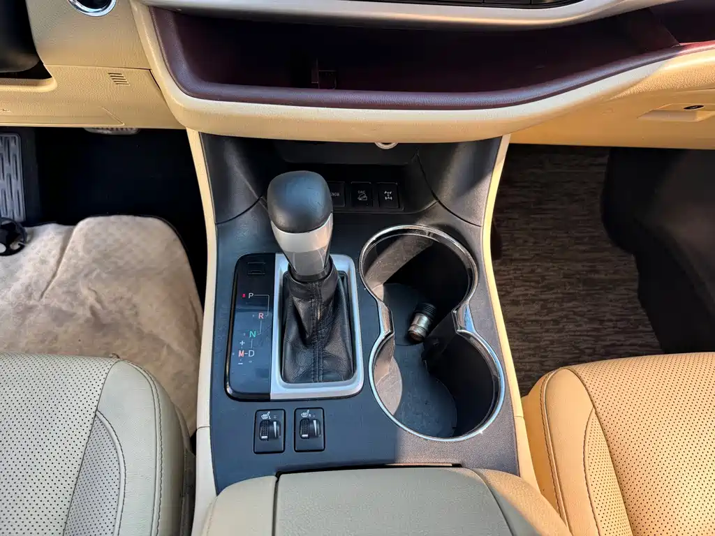 Toyota Highlander — миниатюра 13