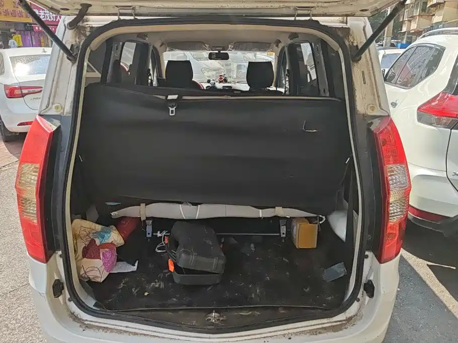 Wuling Hongguang — миниатюра 4