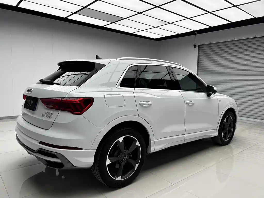 Audi Q3 — миниатюра 2
