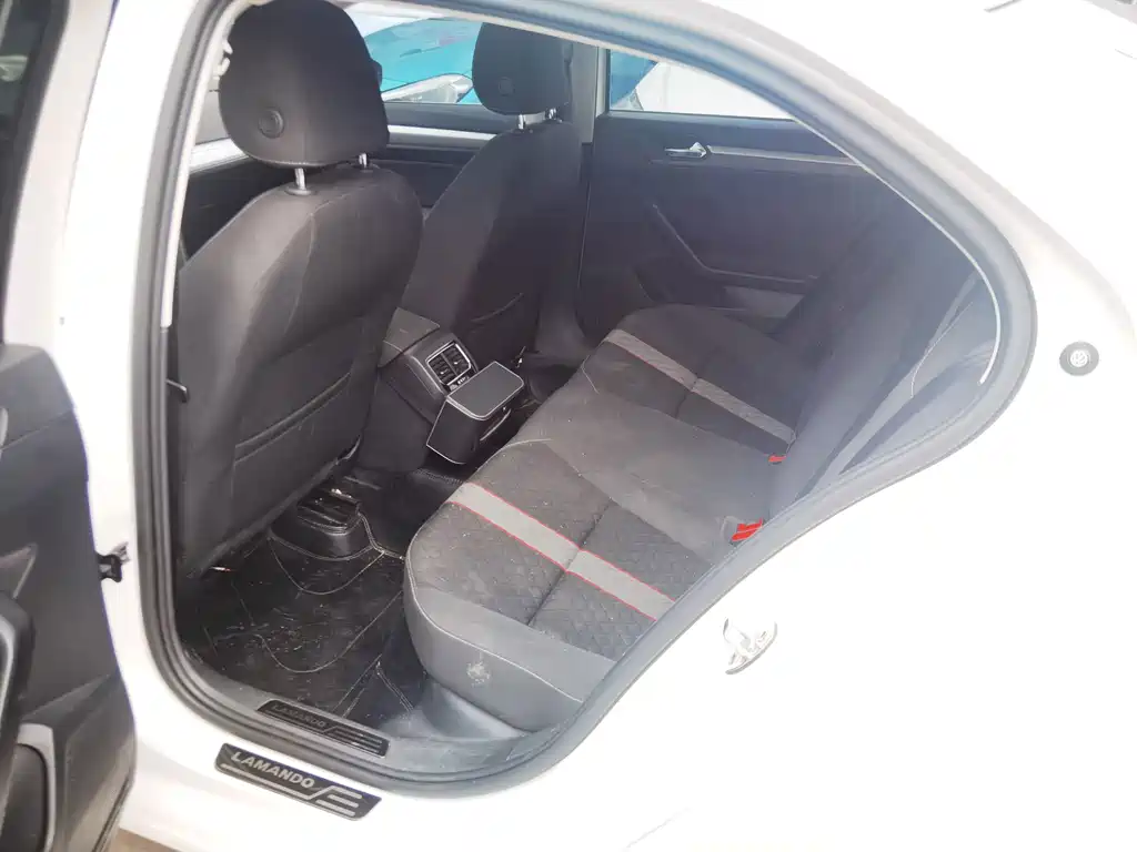 Volkswagen Lamando — миниатюра 5