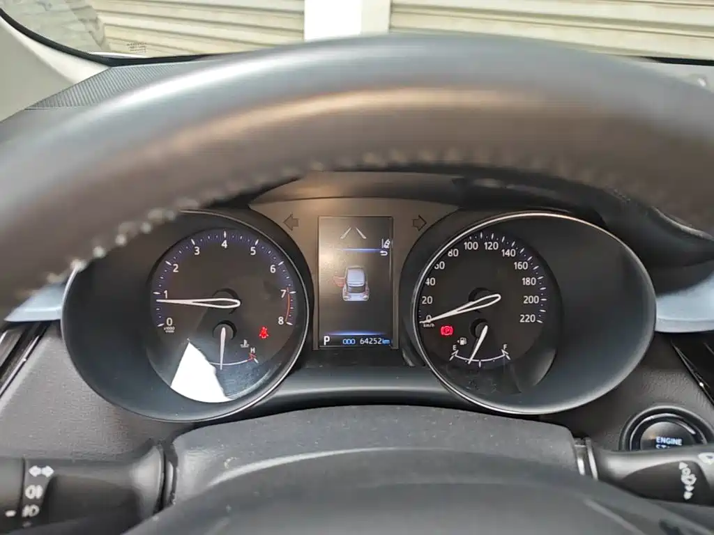 Toyota IZOA — миниатюра 12