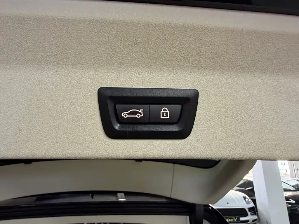 BMW X3 — миниатюра 24