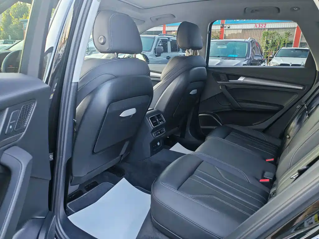 Audi Q5L — миниатюра 6