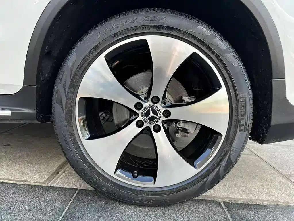 Mercedes-Benz GLC — миниатюра 28
