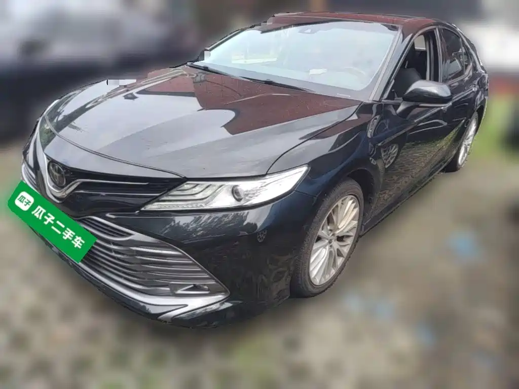 Toyota Camry — миниатюра 3