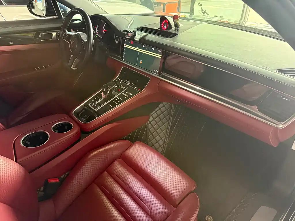 Porsche Panamera — миниатюра 3