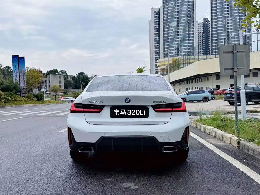 BMW 3 Series — миниатюра 8