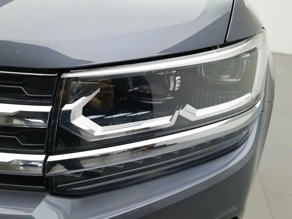 Volkswagen Tharu — миниатюра 7