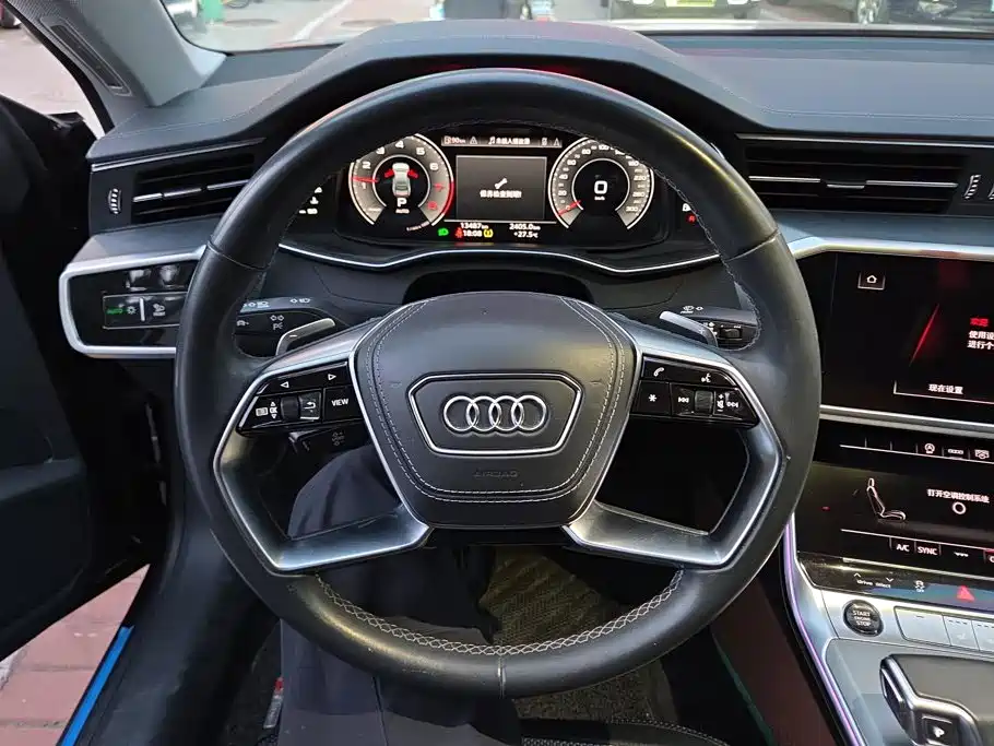 Audi A7L — миниатюра 15