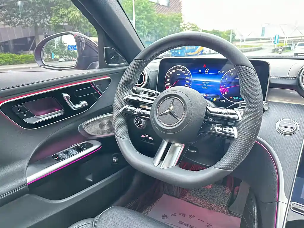 Mercedes-Benz C-Class — миниатюра 20