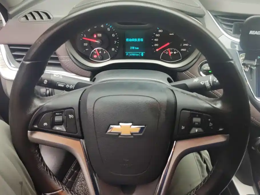 Chevrolet Malibu — миниатюра 15