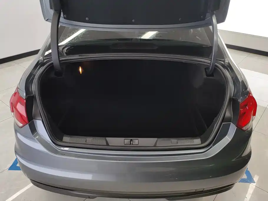 Citroen C4L — миниатюра 4
