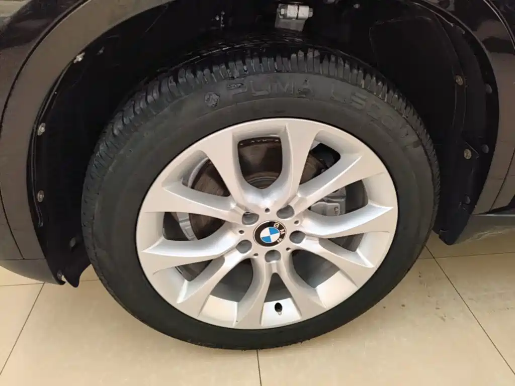BMW X5 (Import) — миниатюра 23
