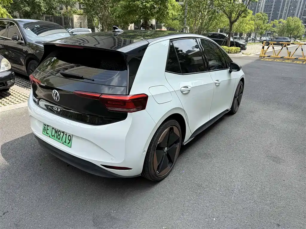 Volkswagen ID.3 — миниатюра 4