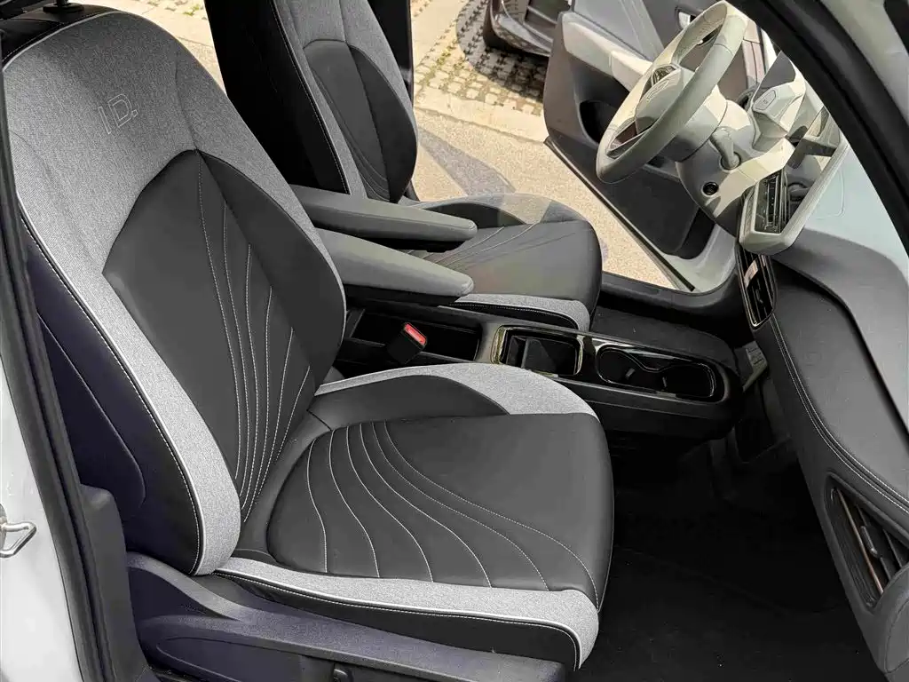 Volkswagen ID.3 — миниатюра 8