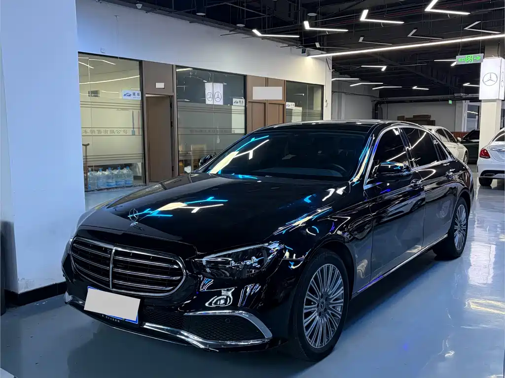Mercedes-Benz E-Class 2021
