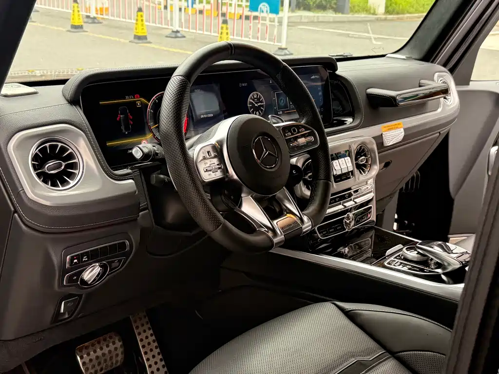 Mercedes-Benz G-Class AMG — миниатюра 9