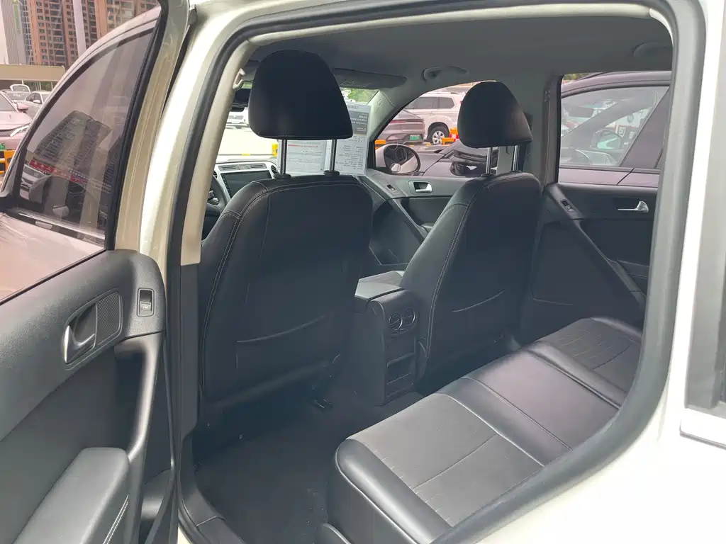 Volkswagen Tiguan — миниатюра 7