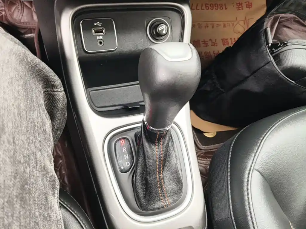 Jeep Compass — миниатюра 14