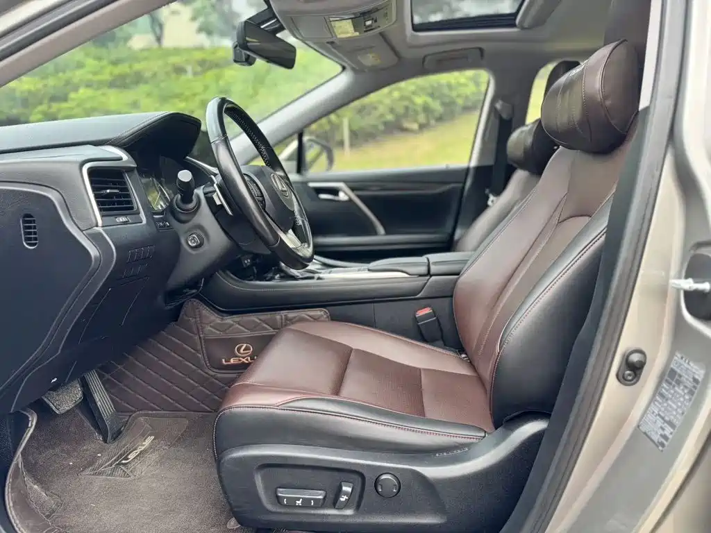 Lexus RX — миниатюра 2
