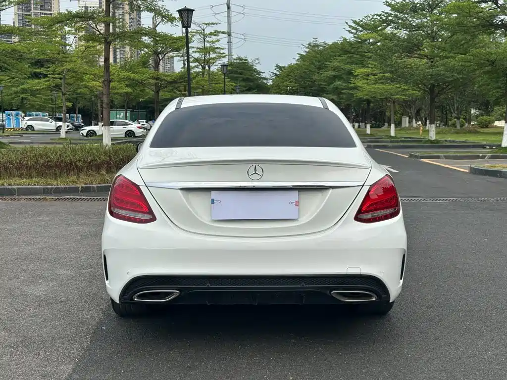 Mercedes-Benz C-Class — миниатюра 15