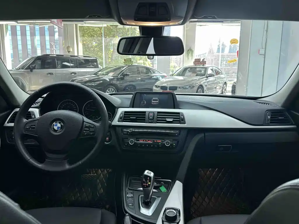 BMW 3 Series — миниатюра 15