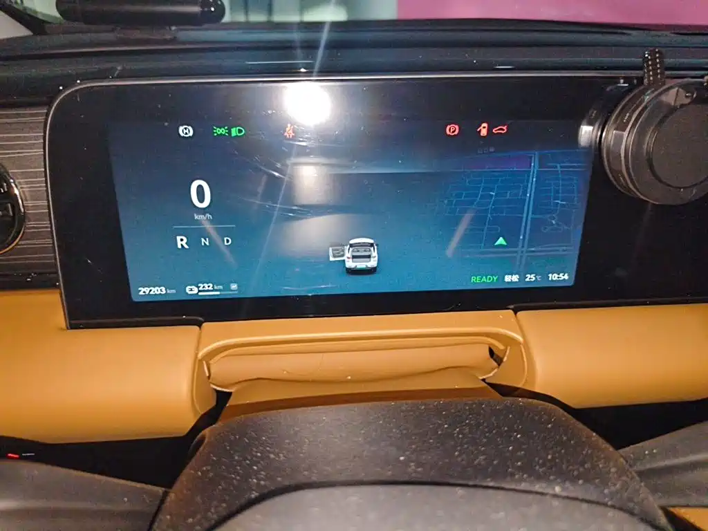 Leapmotor Leapmotor C11 — миниатюра 7