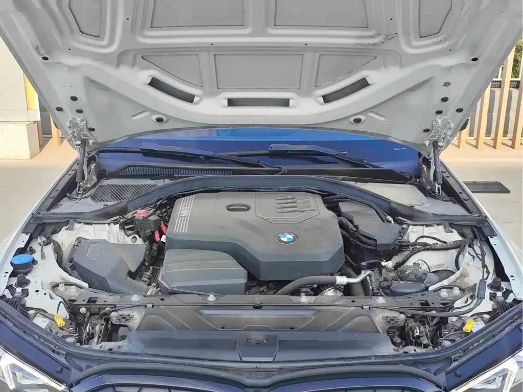 BMW 3 Series — миниатюра 13