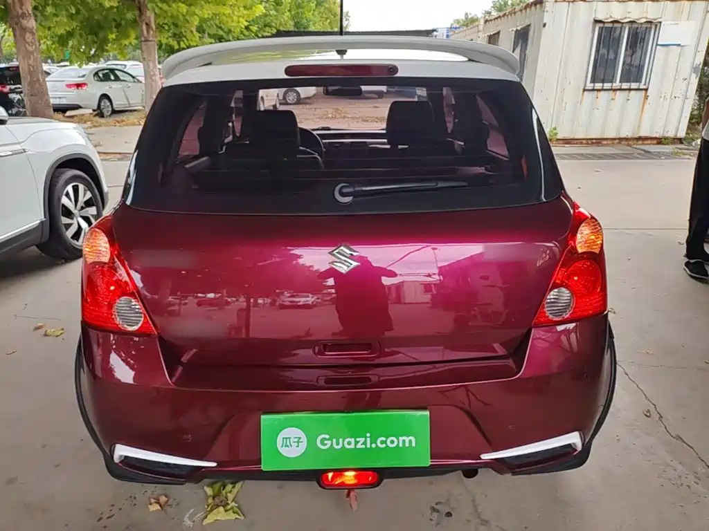 Suzuki Swift — миниатюра 6
