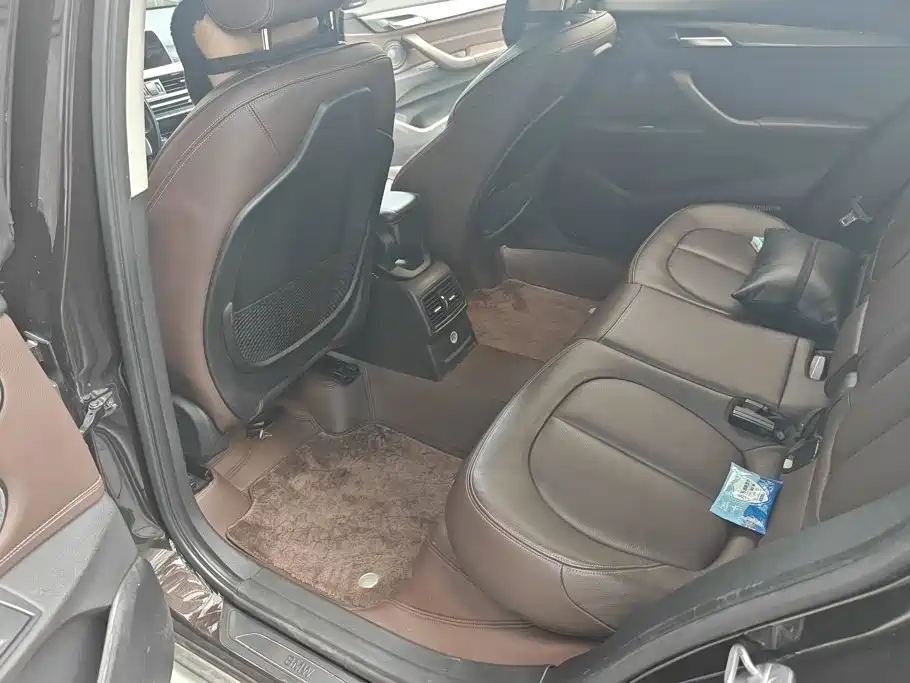 BMW X1 — миниатюра 11