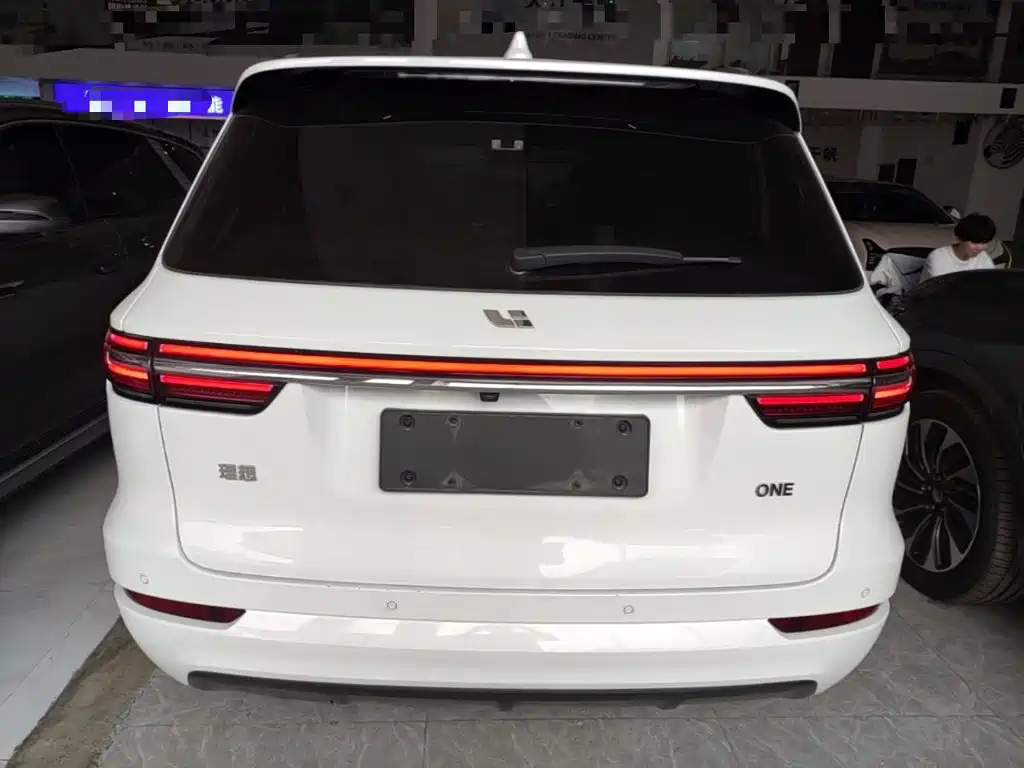 Li Auto Li ONE — миниатюра 6