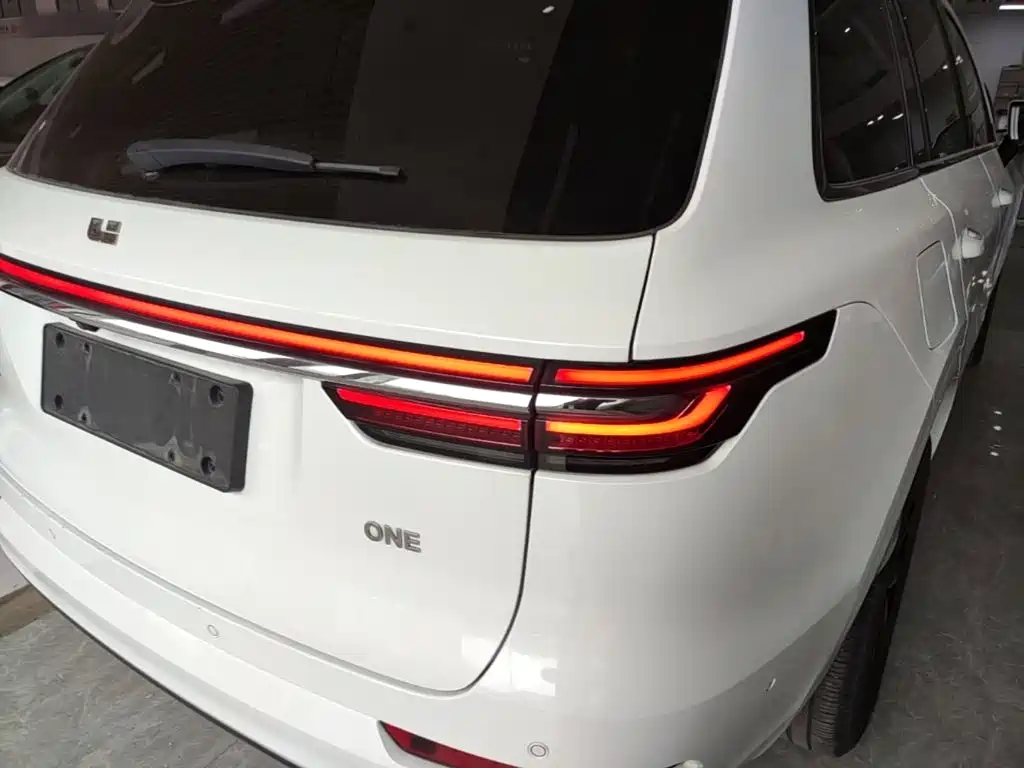 Li Auto Li ONE — миниатюра 8