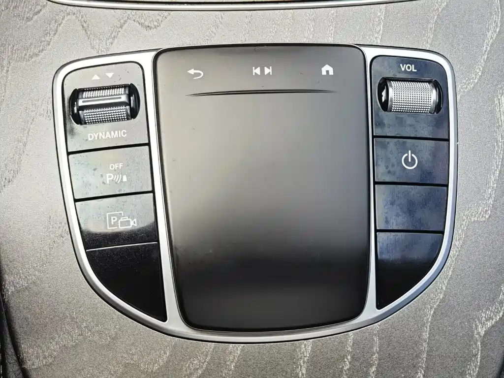 Mercedes-Benz E-Class New Energy — миниатюра 23