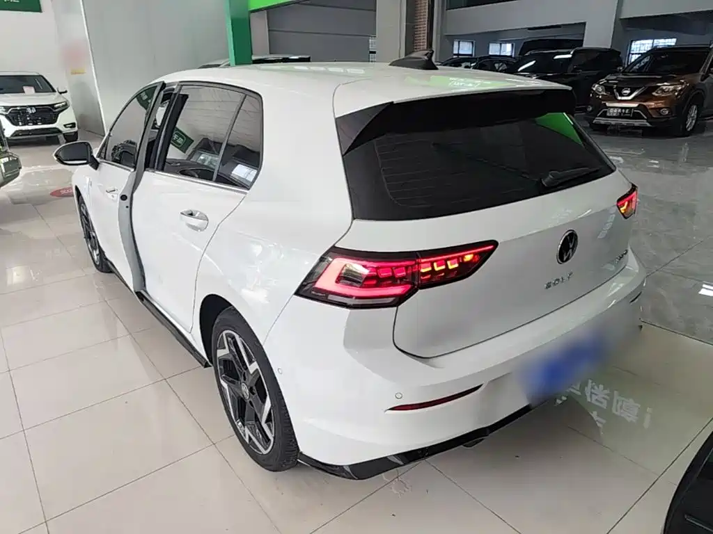 Volkswagen Golf — миниатюра 5