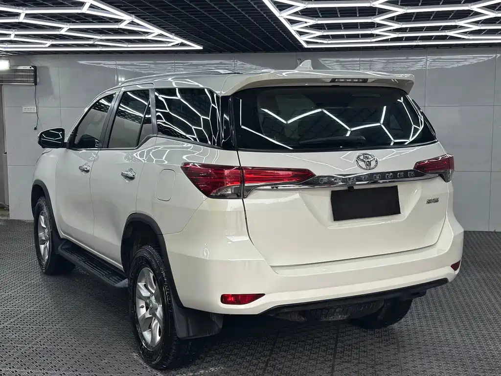 Toyota Fortuner 2017 2.7L