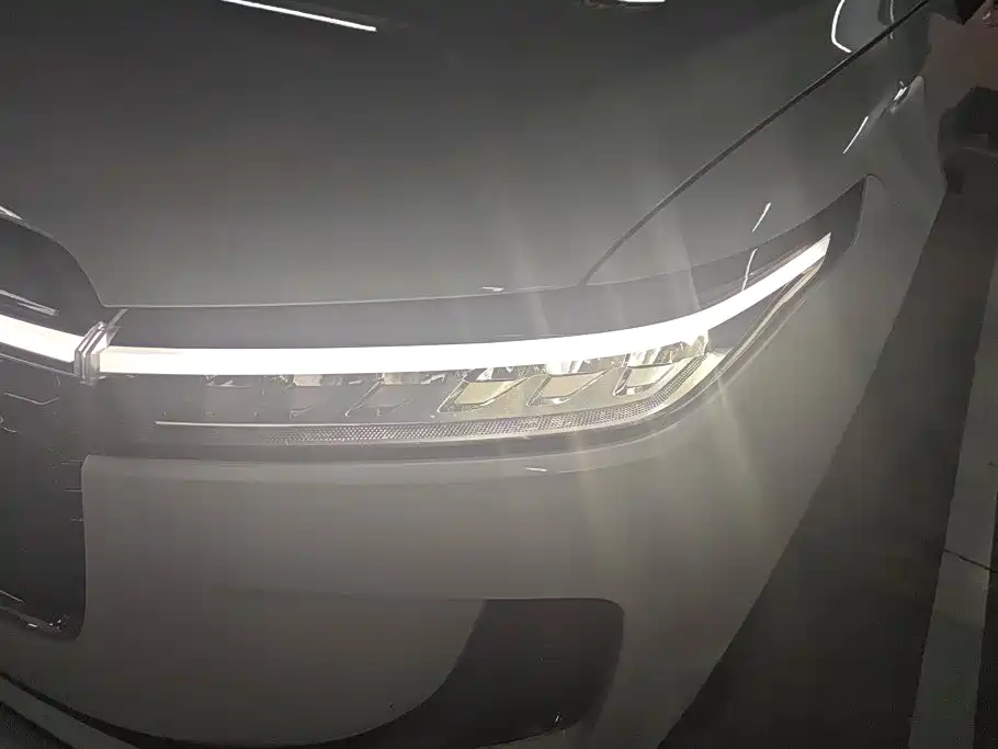 Li Auto Li ONE — миниатюра 5