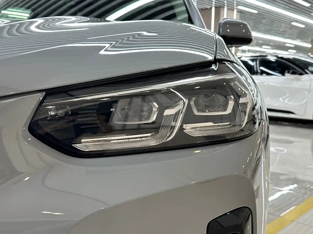BMW X4 — миниатюра 17