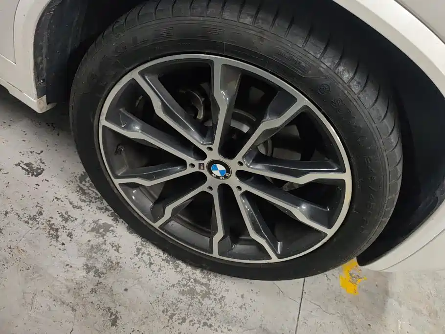 BMW X3 — миниатюра 6