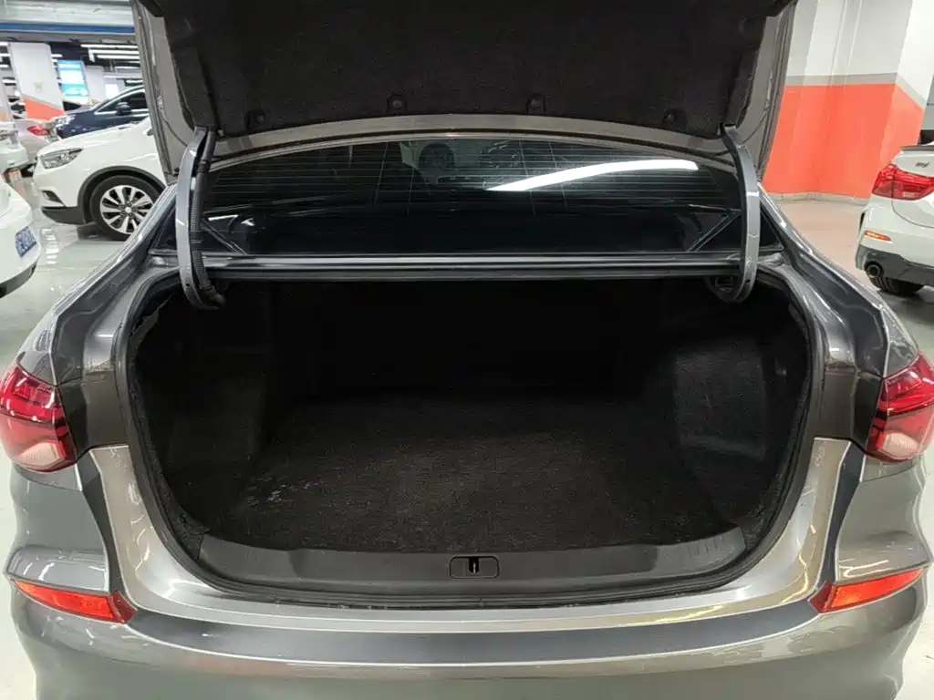 Chevrolet Monza — миниатюра 19
