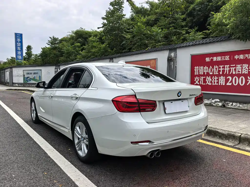 BMW 3 Series — миниатюра 15
