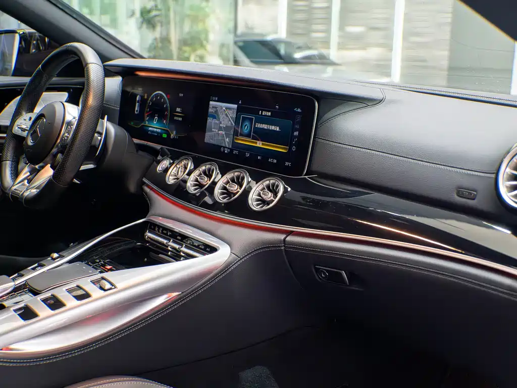 MERCEDES-BENZ AMG GT