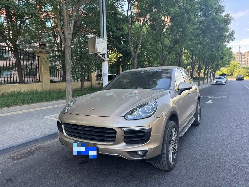 Porsche Cayenne 2016