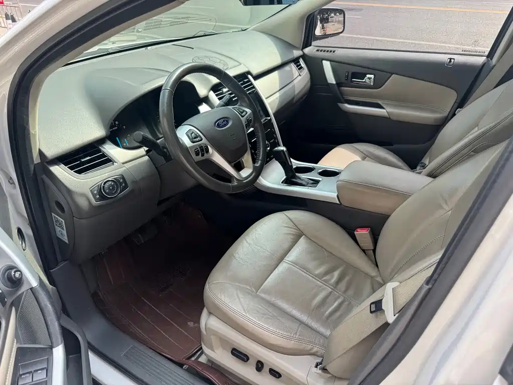 Ford Edge (Import) — миниатюра 5