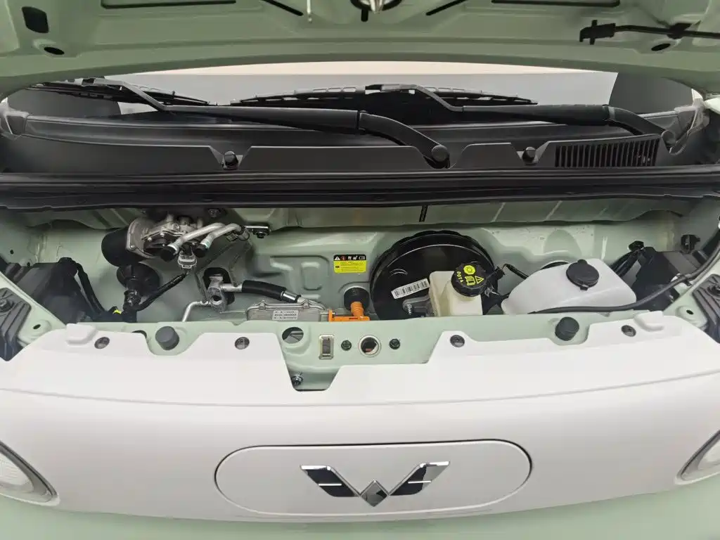 Wuling MINIEV — миниатюра 6