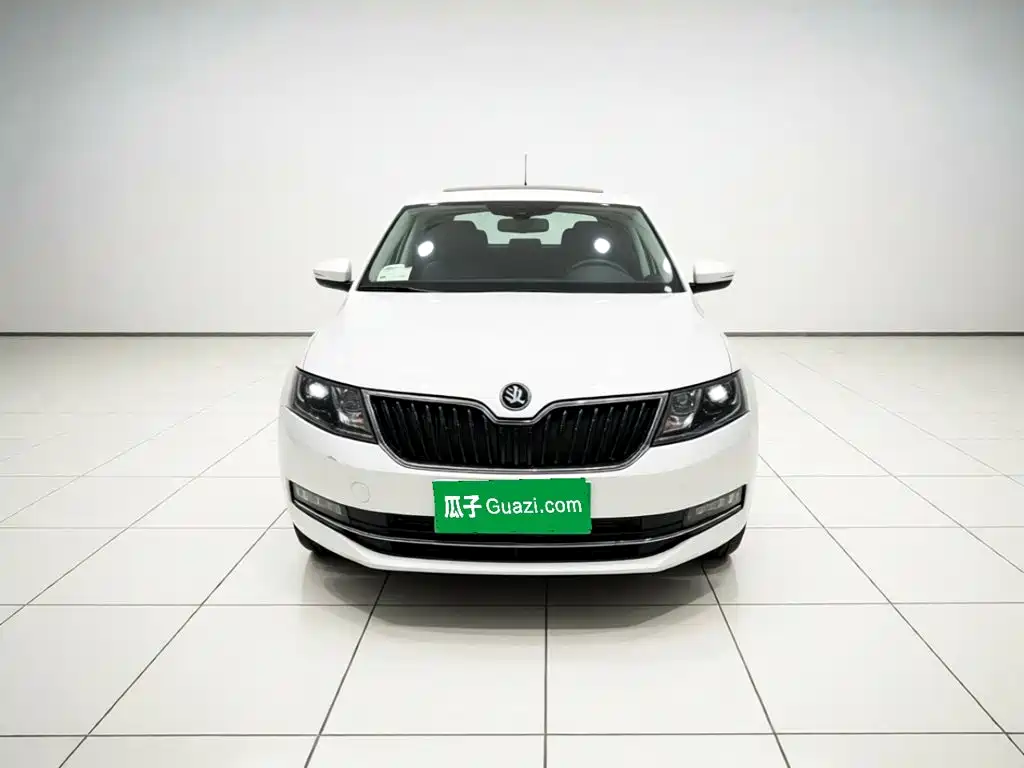 Skoda Rapid — миниатюра 2