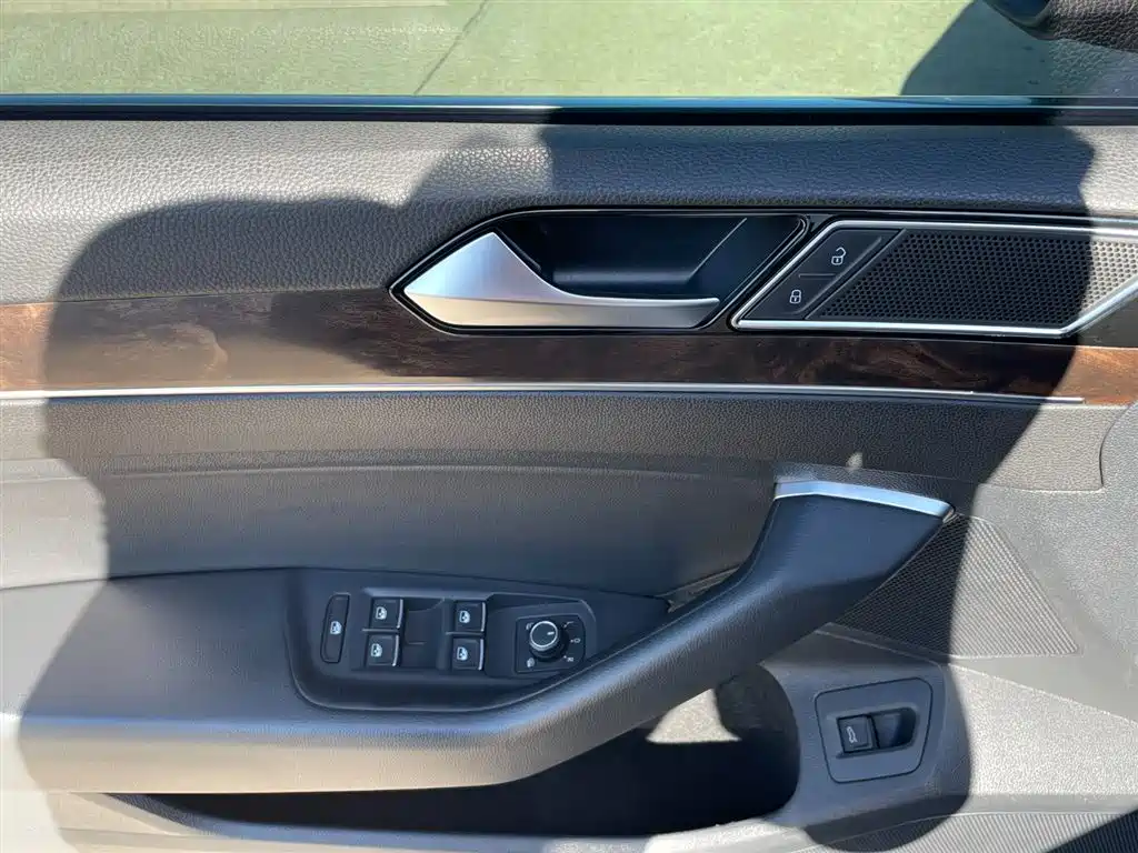 Volkswagen Magotan — миниатюра 6