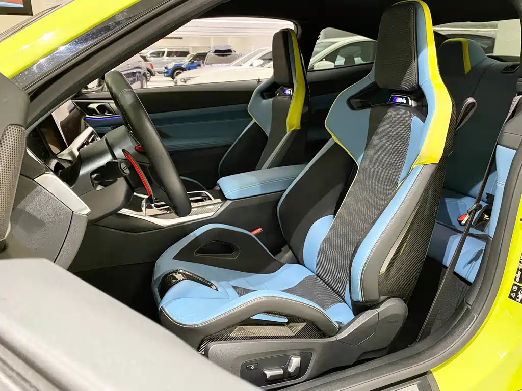 BMW M4 — миниатюра 11